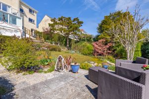 Photo 32- click for photo gallery